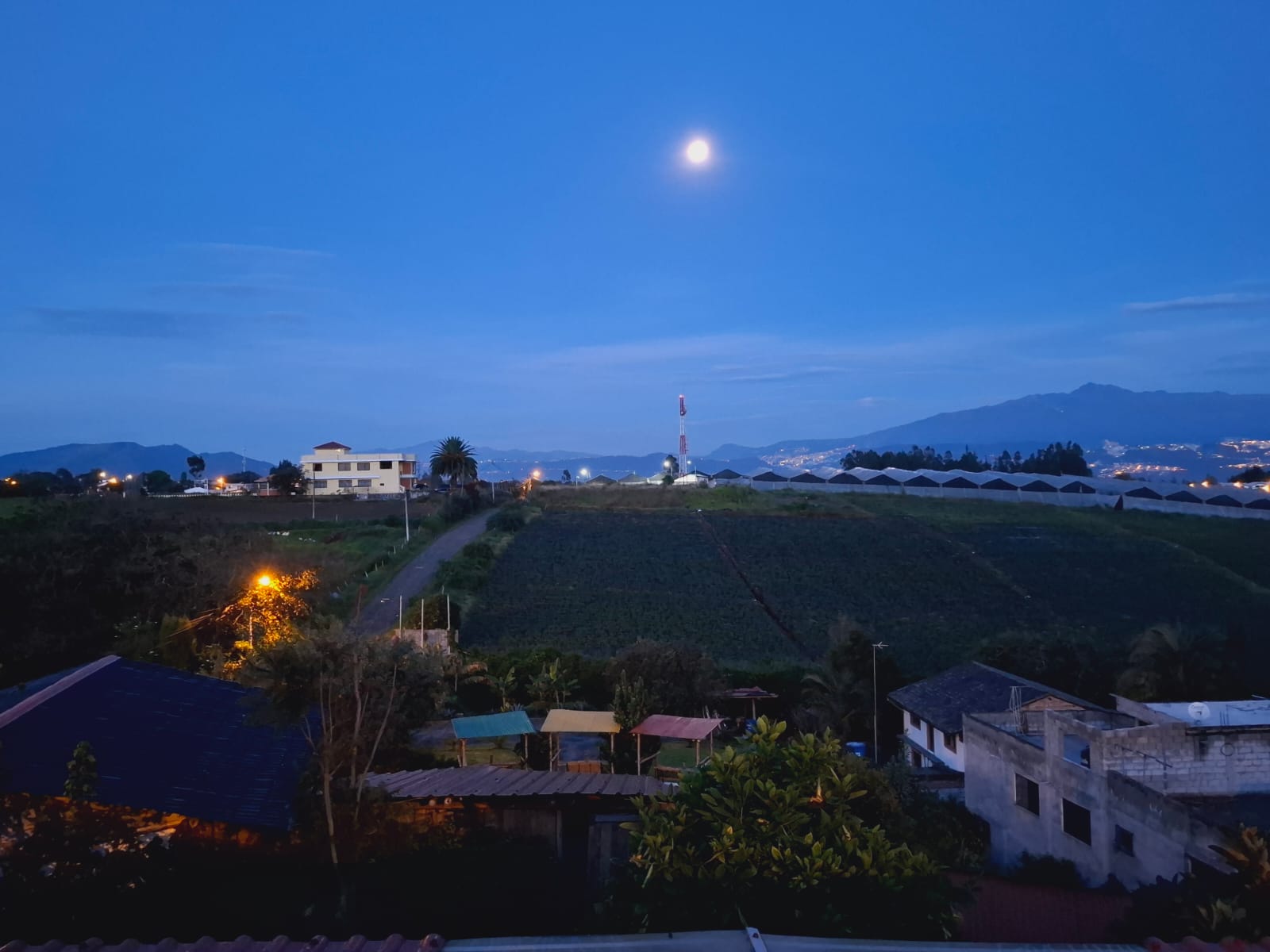 EL AMANECER